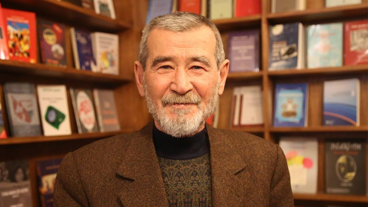 Şair Ahmet Telli entübe edildi