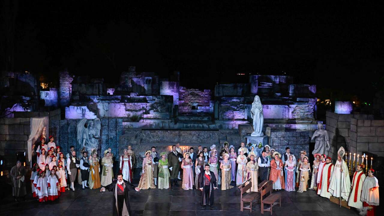 13 günlük opera ve bale şöleni Tosca ile sona erdi