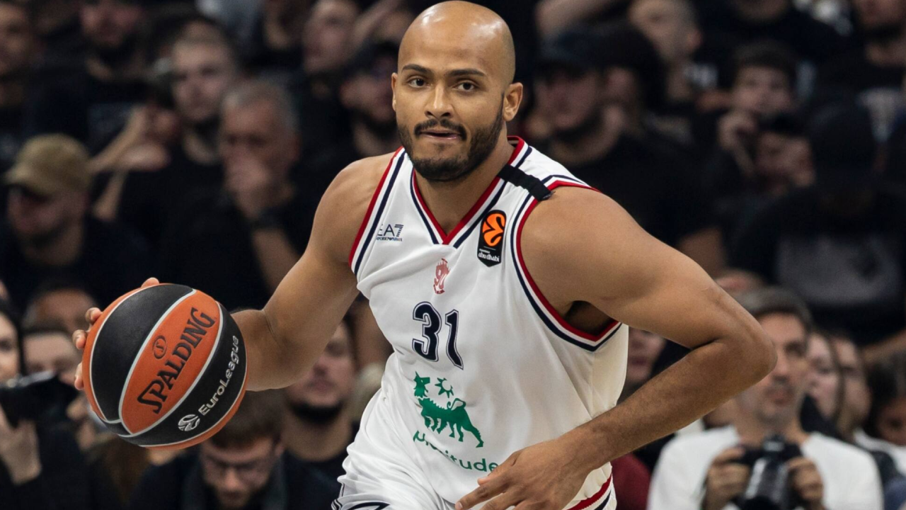 Fenerbahçe, Shavon Shields'ı renklerine bağladı!
