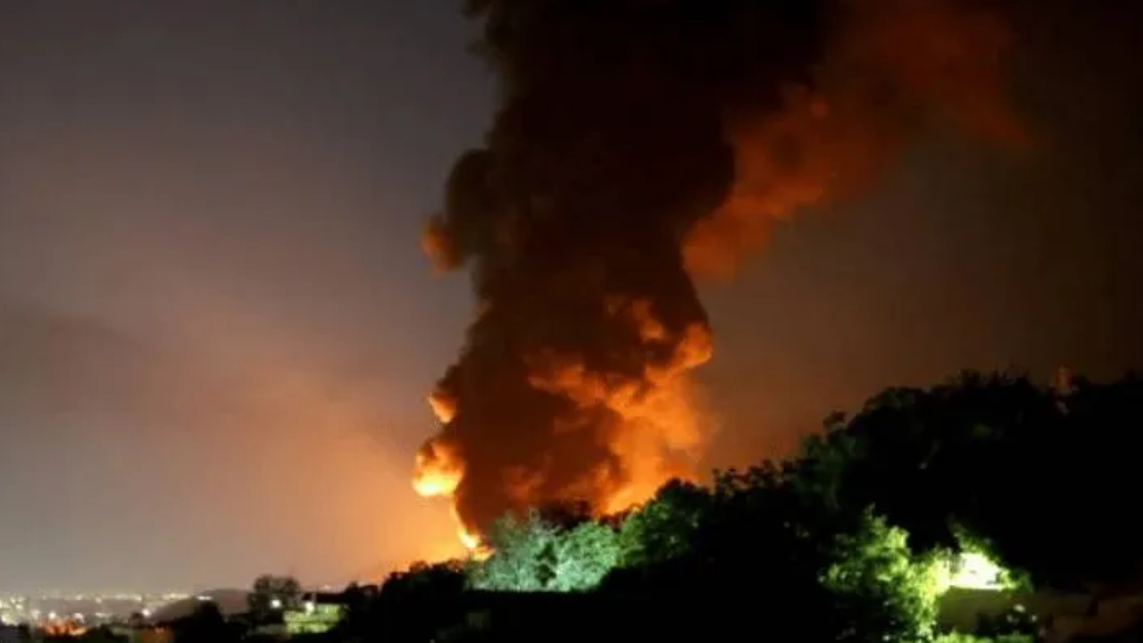 İran bir kez daha saldırı altında: 3 kentte patlama sesleri duyuldu