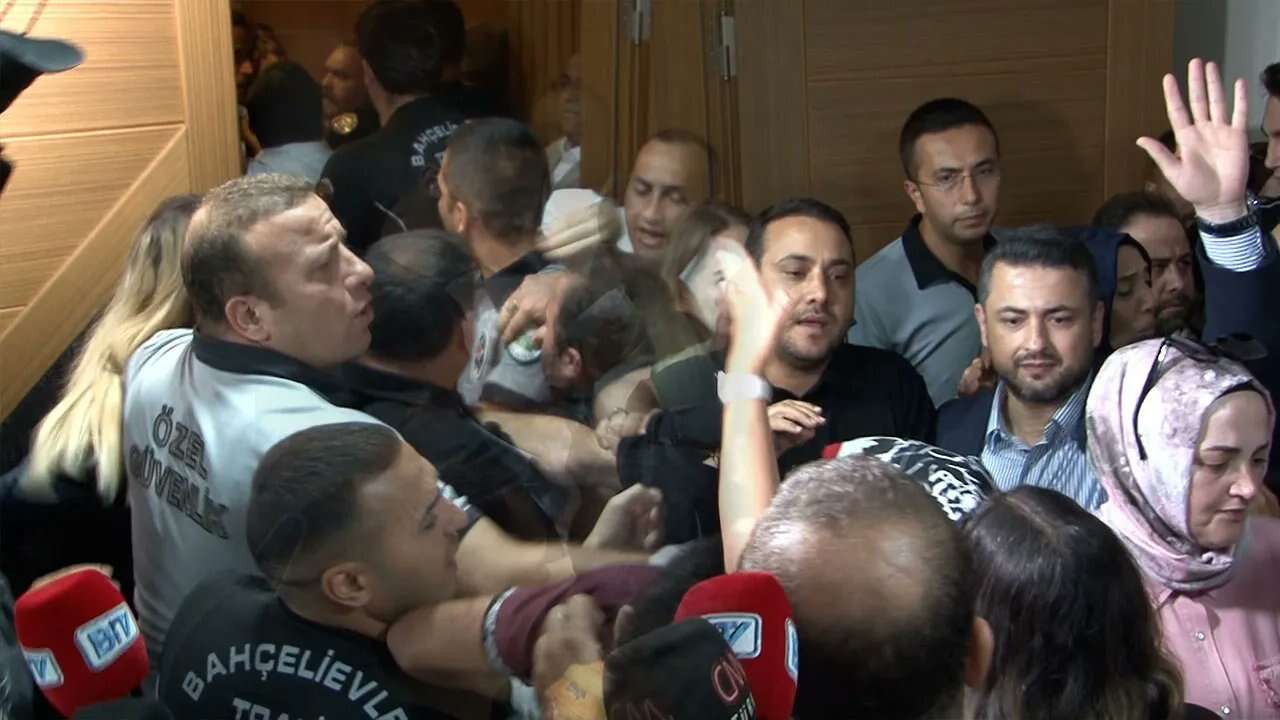 Bahçelievler'de CHP'li meclis üyelerine 15 Temmuz soruşturması