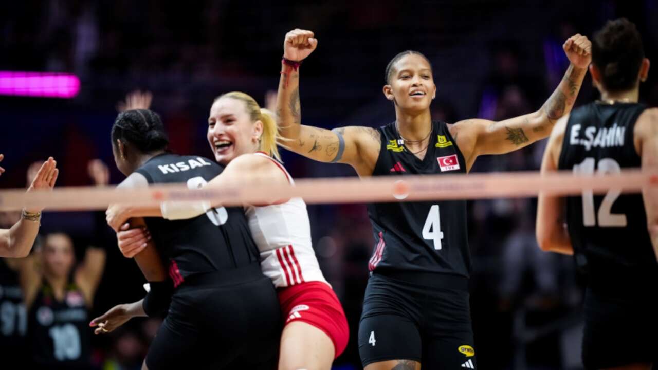 Filenin Sultanları finalde: Japonya'yı devirdiler!