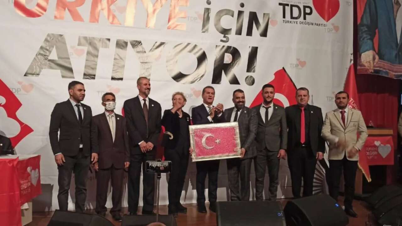 Sarıgül'ün adını kullanarak yüzlerce kişinin bilgilerini topladılar: Şebeke, 'Can Erzincan Ekip' adını kullanmış