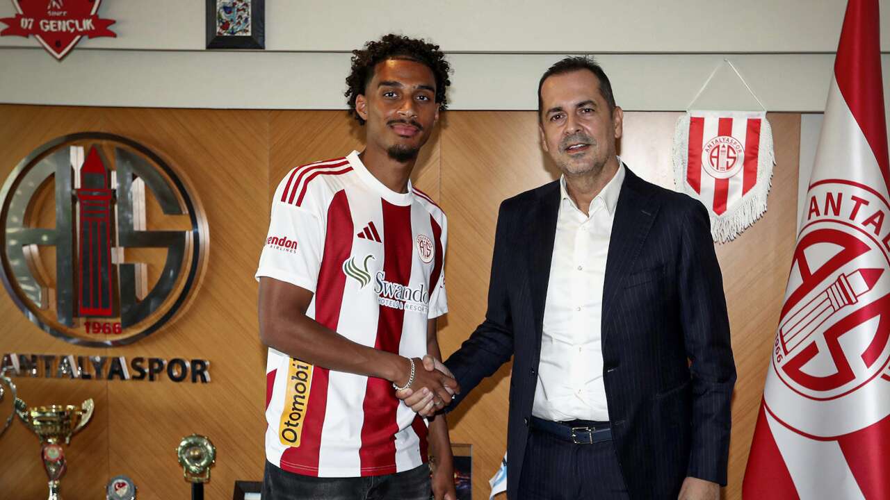 İngiliz ekibi, transfer için Antalyaspor'un kapısını çaldı