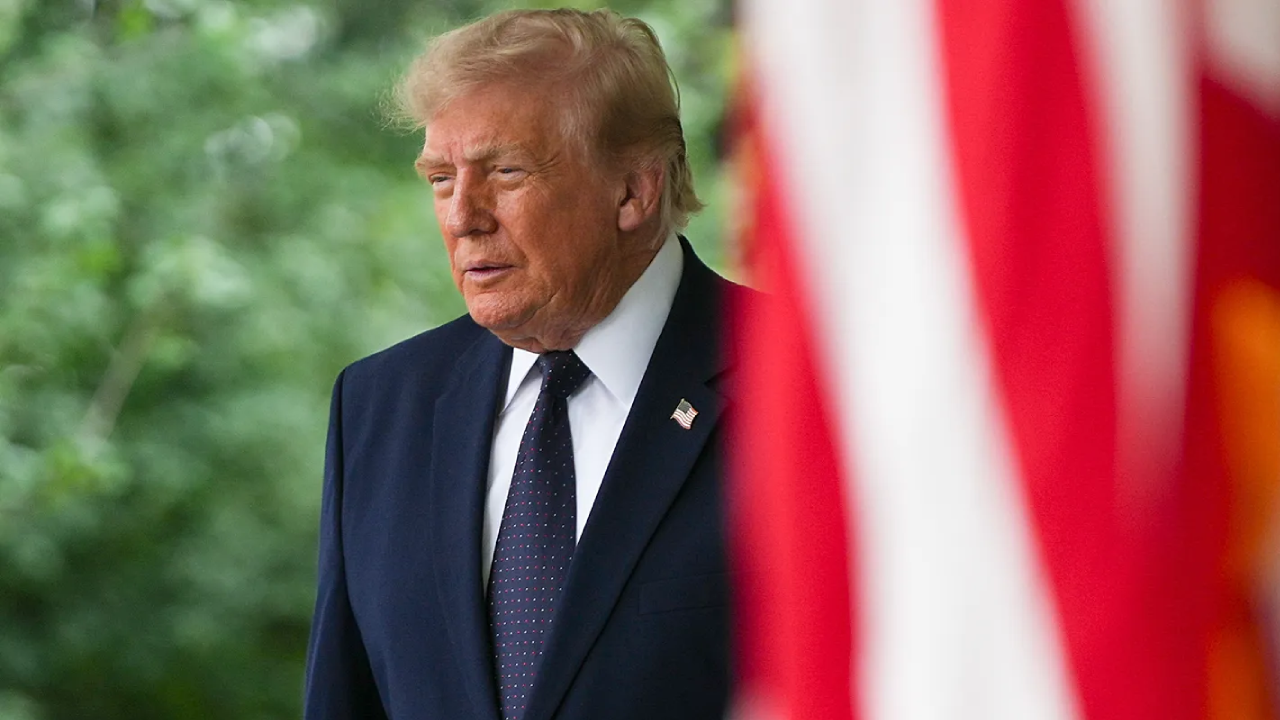 Trump’ın paylaşımlarını saniyeler önce görmek parayla: Borsada ‘milisaniye’ savaşları kapıda
