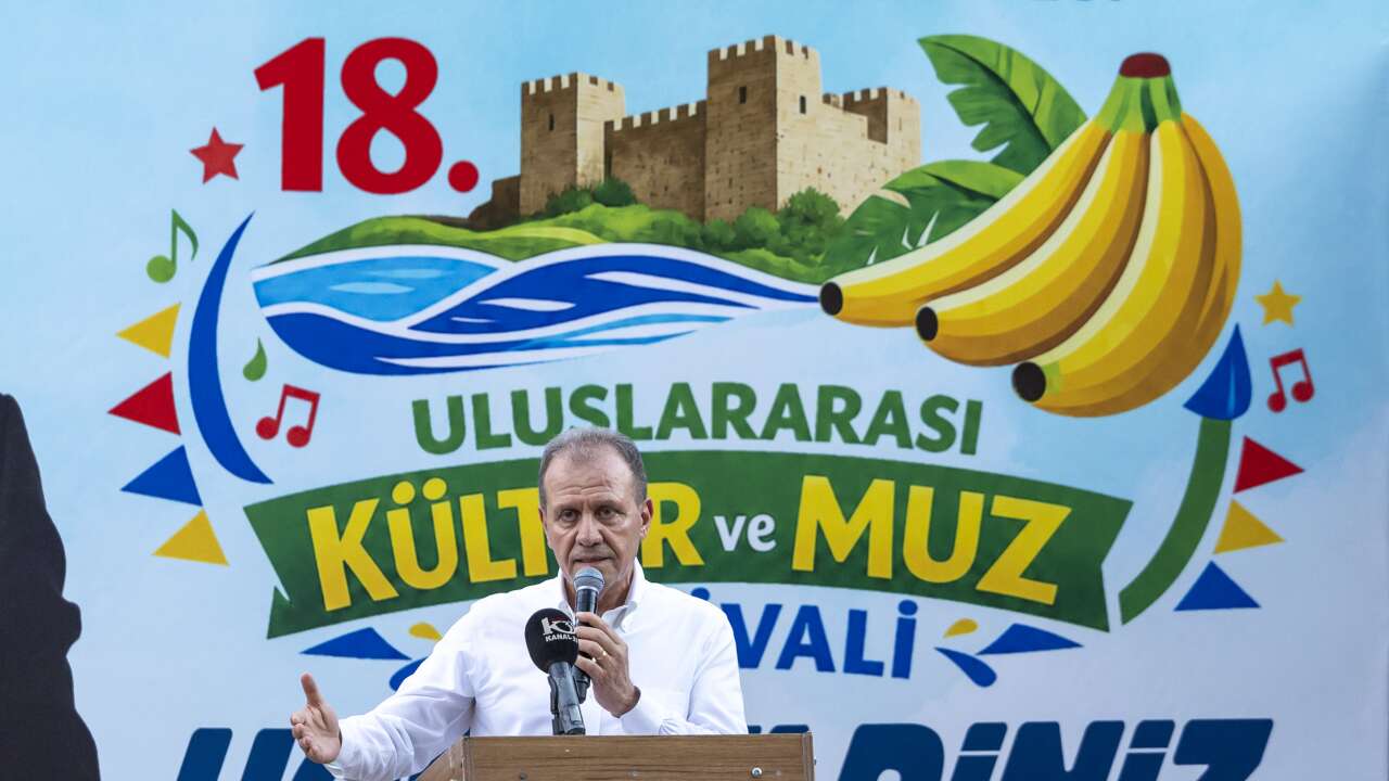 Anamur'da Muz Festivali coşkusu: Seçer'den üretim ve iş birliği vurgusu