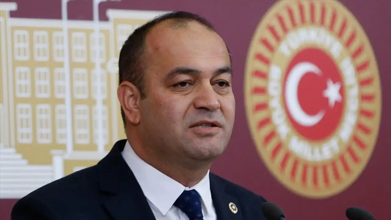 CHP'li Özgür Karabat: Milleti alternatifsiz bırakamayız