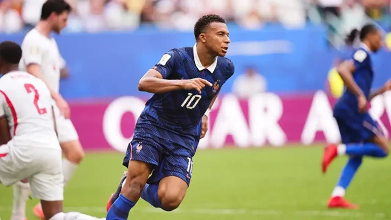Mbappé tüm zamanların en skorer oyuncusu oldu