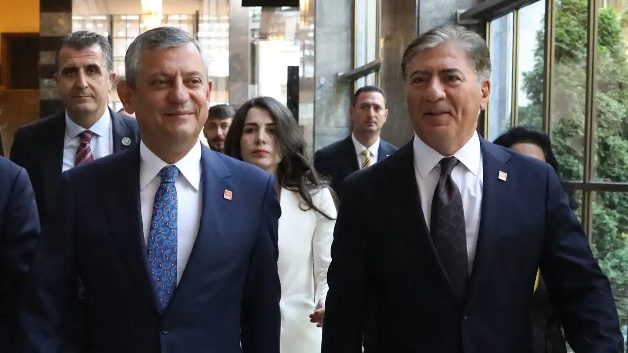 Murat Emir ‘Yeni partinin kuruluş tarihi belli mi?’ sorusuna yanıt