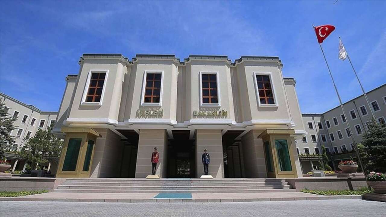 İçişleri Bakanlığı'ndan tarikatlara 'kıyak' iddiası: 'Alimler listesi hazırlandı'