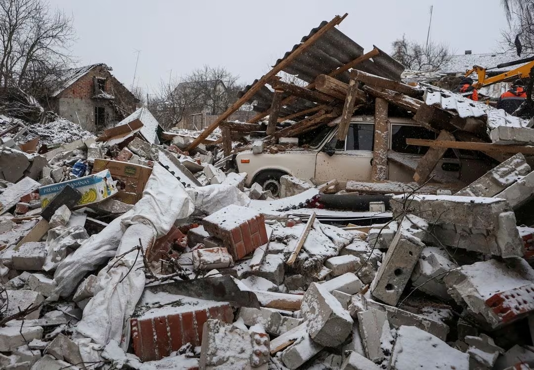 Rusya, Ukrayna’da yerleşim yerlerini vurdu: 4 kişi yaşamını yitirdi