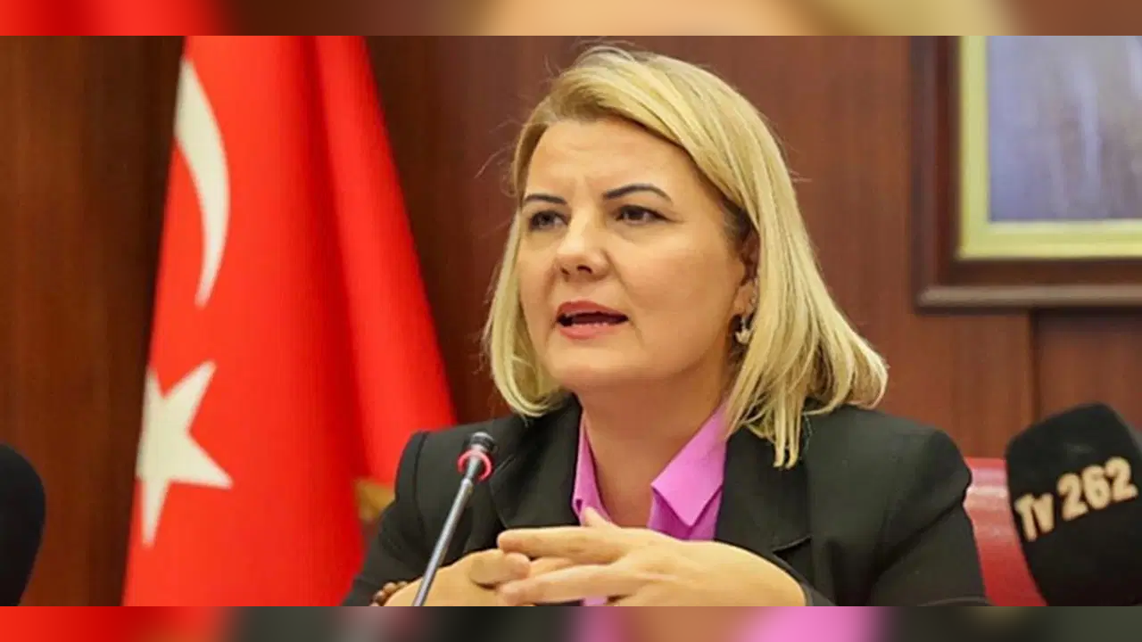 İzmit Belediye Başkanı Hürriyet'n de dahil olduğu 20 kişi tutuklandı