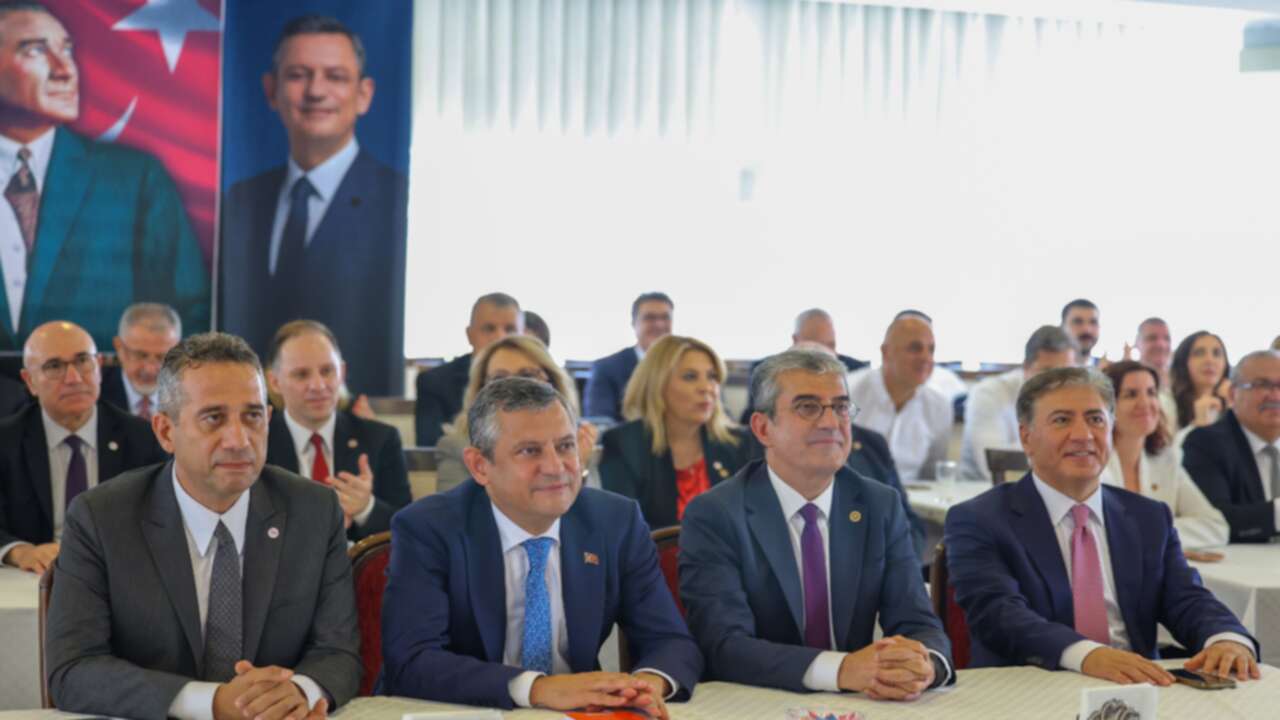 YENİ Parti'nin Grup Başkanvekilleri belli oldu