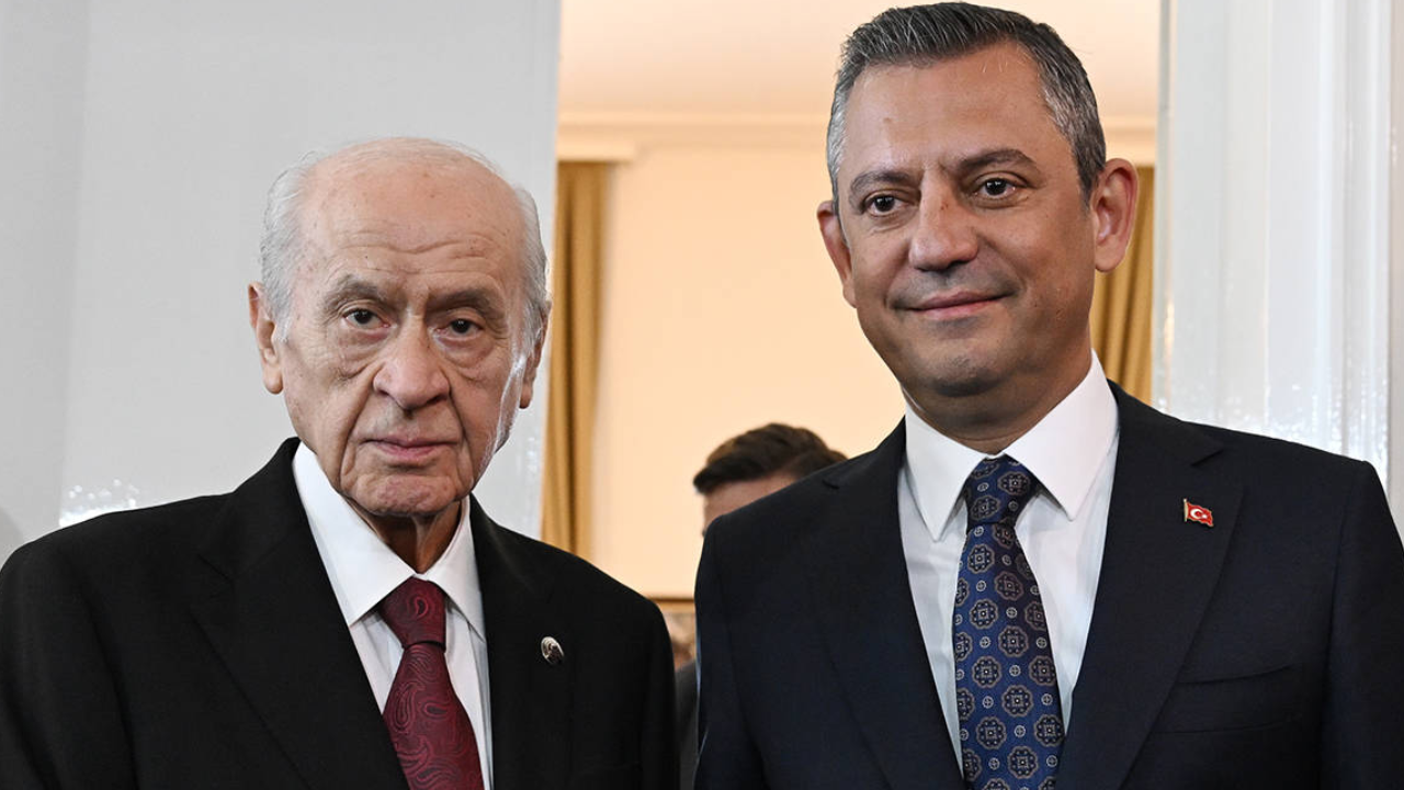 Devlet Bahçeli'den Özgür Özel'e tebrik telefonu: 'Keşke ayrılık olmasaydı!'
