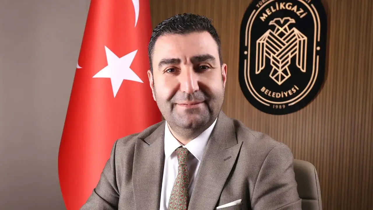Bisikletten düşen Melikgazi Belediyesi Özel Kalem Müdürü hayatını kaybetti