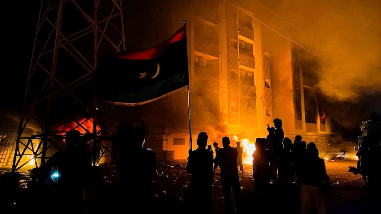 Protestolar büyüdü: Trablus'ta neler oluyor?