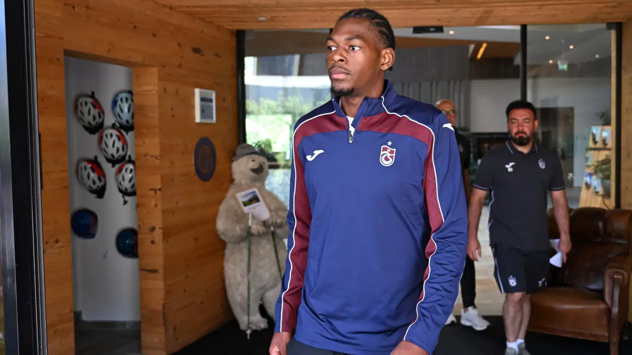 Trabzonspor yeni santrforunu resmen açıkladı: Sözleşme ayrıntıları belli oldu