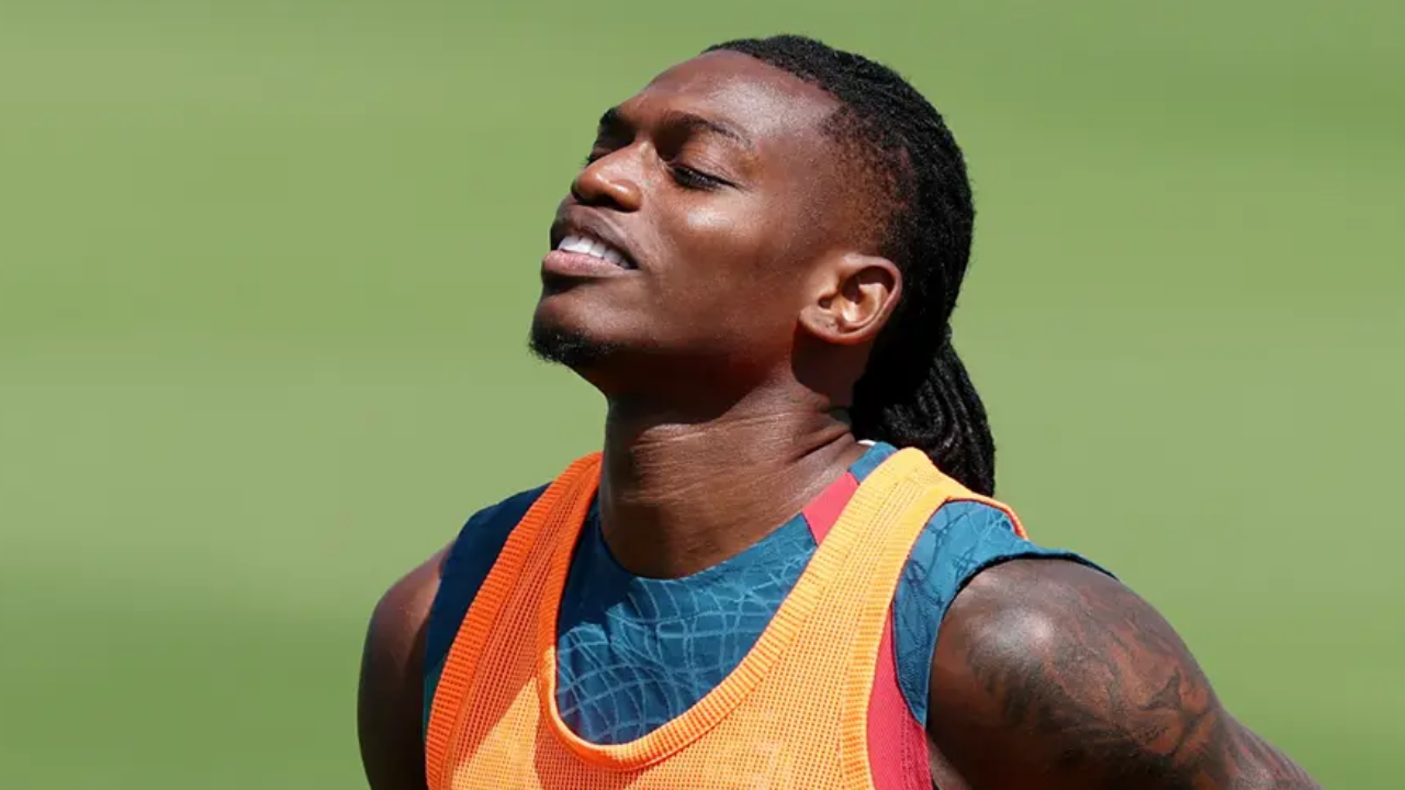 Fenerbahçe ve Galatasaray'a transfer çalımı: Dev kulüp, Leao için devreye girdi!