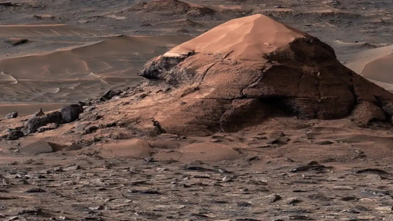 NASA, Mars'tan yeni görüntüler paylaştı