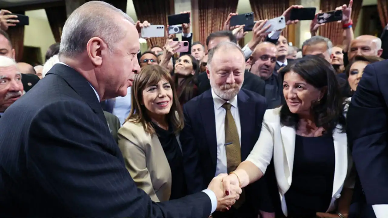 AK Parti'de 'çerçeve yasa' krizi: Hangi madde gündemde?