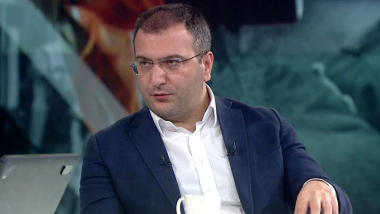 Cem Küçük’ün ifadesi ortaya çıktı: Hesaba gelen paraları ‘çevirmenlikle’ açıkladı!