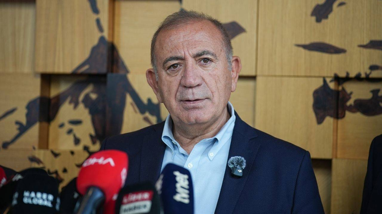 CHP'de İstanbul bilmecesi: Butlan yönetimi, Yüksel'İ atadı, Gürsel Tekin 'Görevimin başındayım' dedi