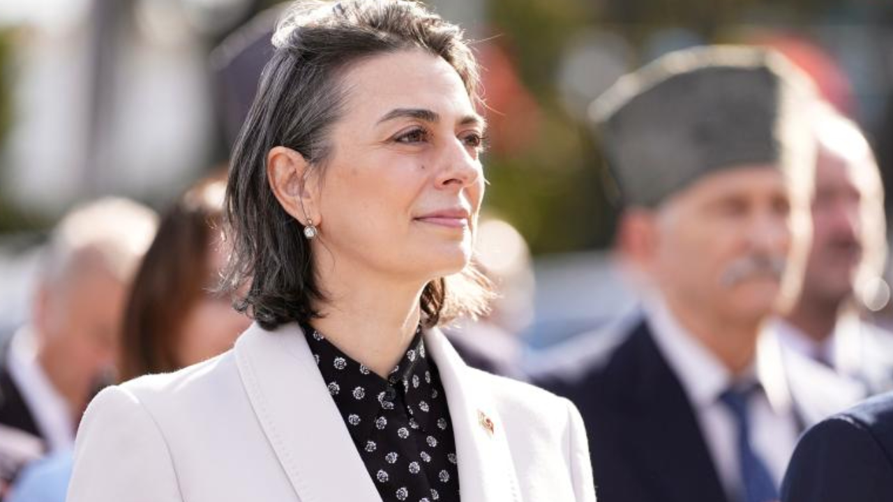 YENİ Parti'den Sinem Dedetaş'ın tutuklanmasına tepki: 'Üsküdar'ın iradesini kumpaslara yedirmeyeceğiz!'