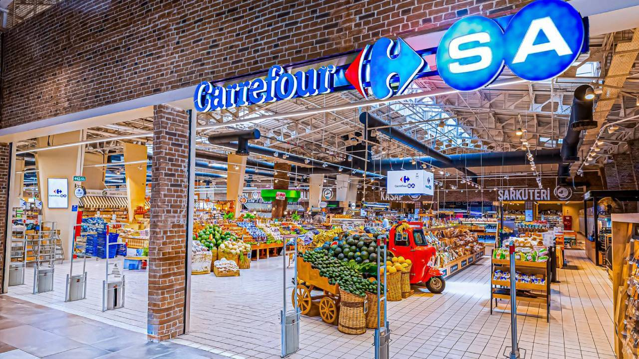 CarrefourSA’da devir teslim tamamlandı: Yeni Mağazacılık dönemi resmen başladı