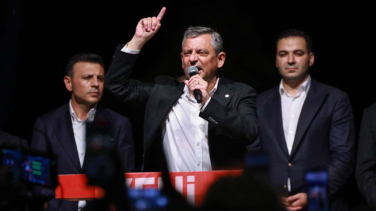Özgür Özel'den Tuzla açıklaması: Şadi Yazıcı da Eren Ali Bingöl de hesap verecek