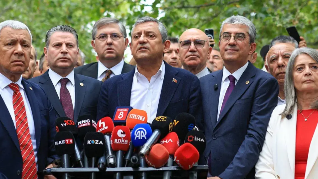 YENİ Parti’de 60 ilde örgütlenme tamamlandı: CHP’de 800 bine yakın üye istifa etti