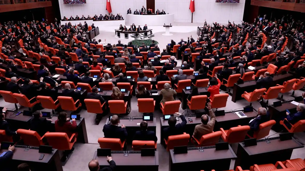 ‘Çerçeve yasa’ teklifinin adı açıklandı