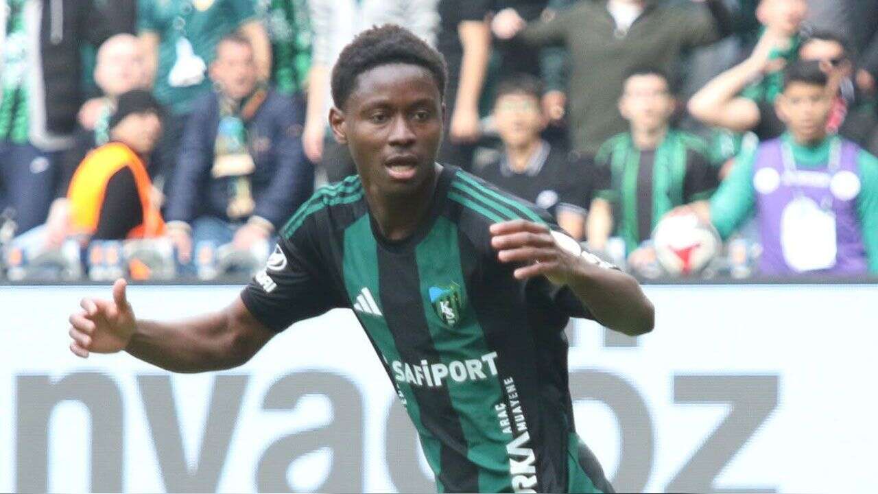Süper Lig takımında şok: Ünlü futbolcu aşık olup kampı terk etti