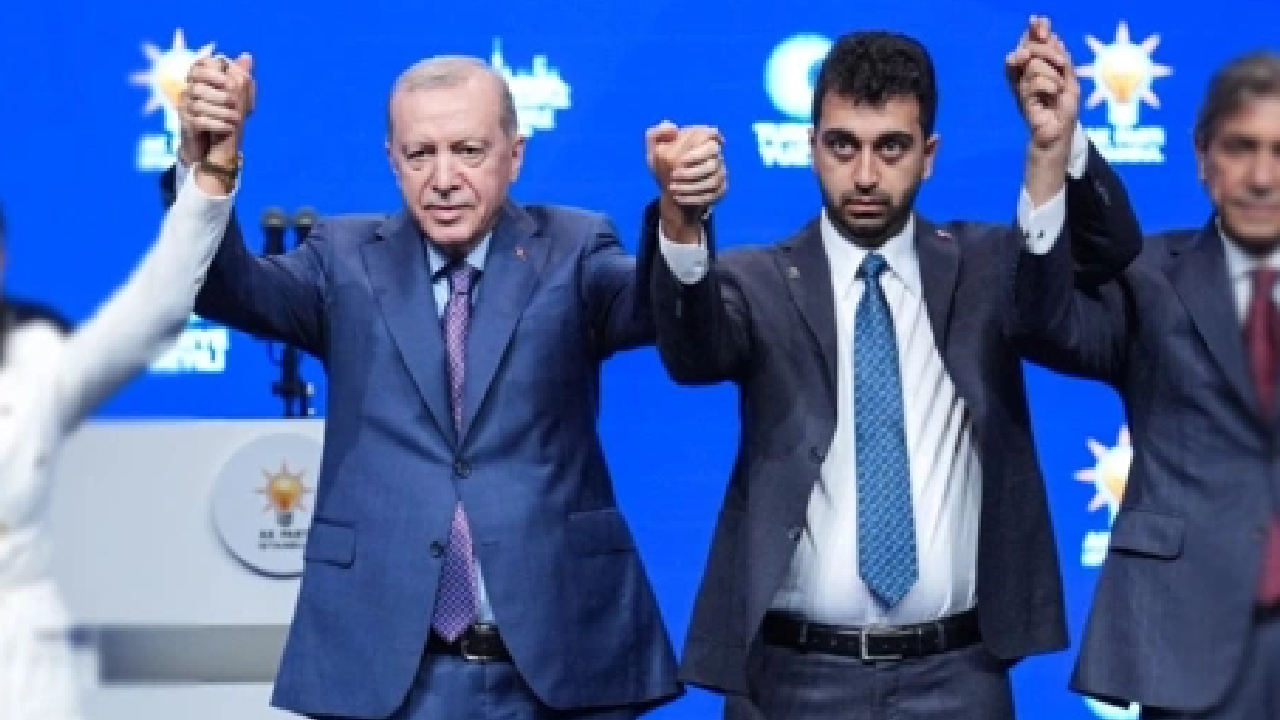 Eren Ali Bingöl, 'mahalleyi' değiştirdi; İBB'ye yüklendi
