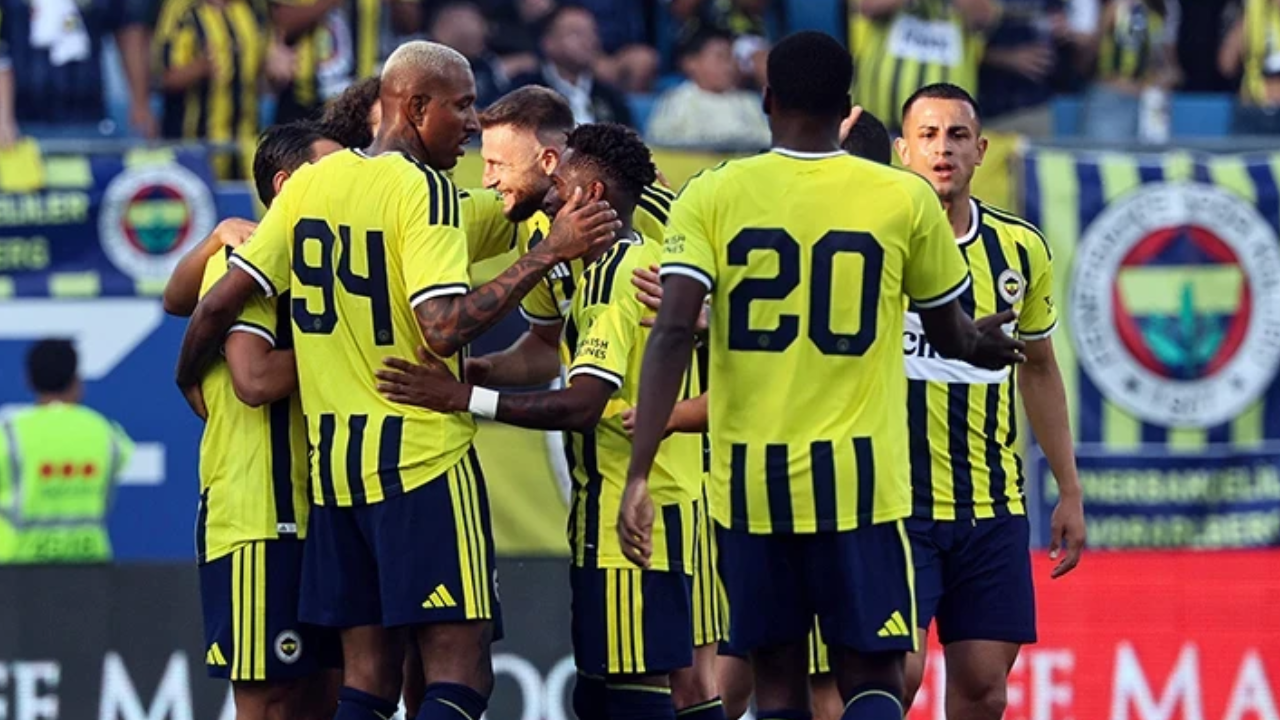 Fenerbahçe - Sturm Graz maçının 11'leri belli oldu: İsmail Kartal'dan Greenwood kararı