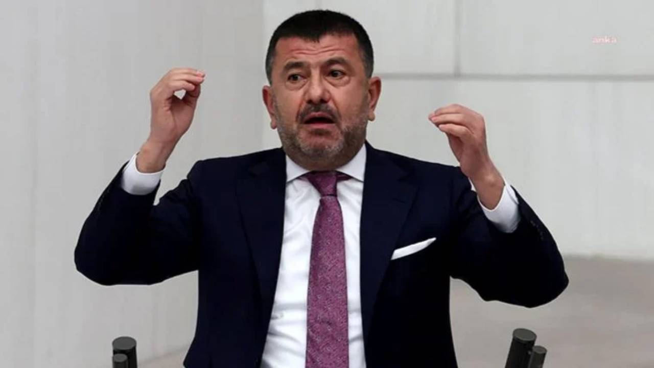 Veli Ağbaba'dan hakkındaki fezlekeye tepki: 'HTS kaydım varsa idama razıyım!'