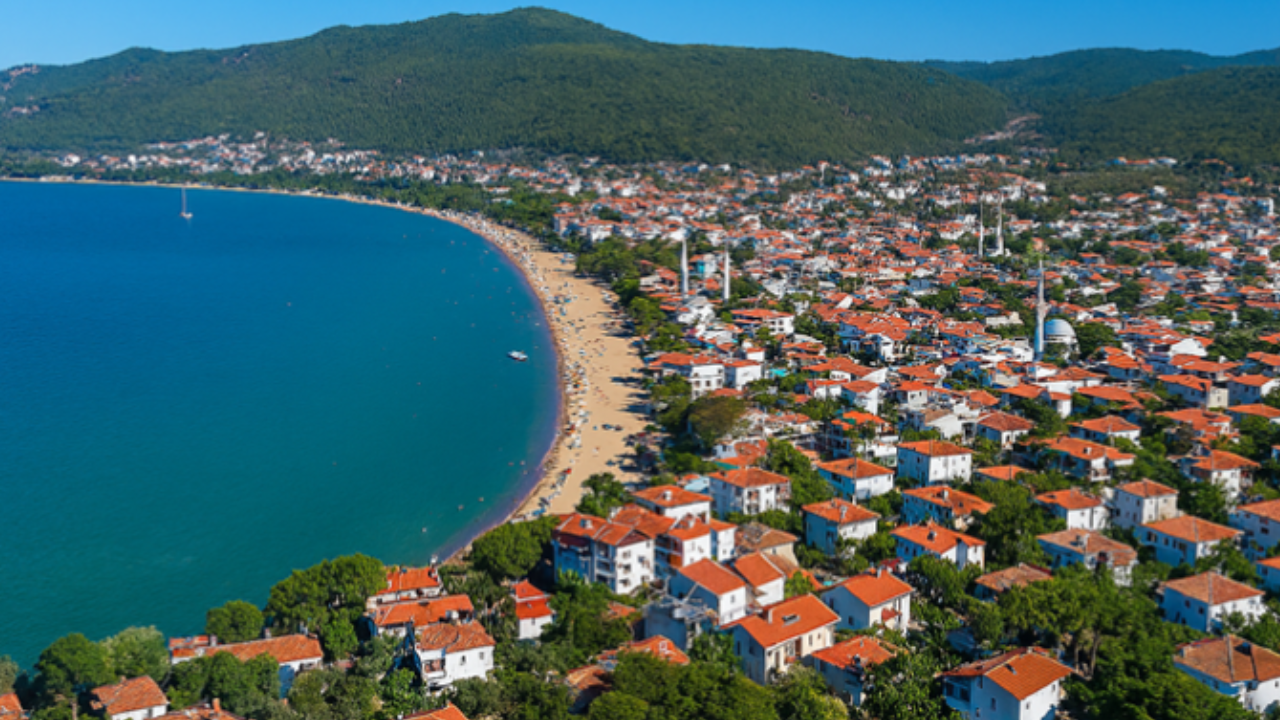 Yazlık piyasasında bakanlık ayarı: Kiralık ev sayısı düştü, aylık fiyatlar 10 milyona çıktı!
