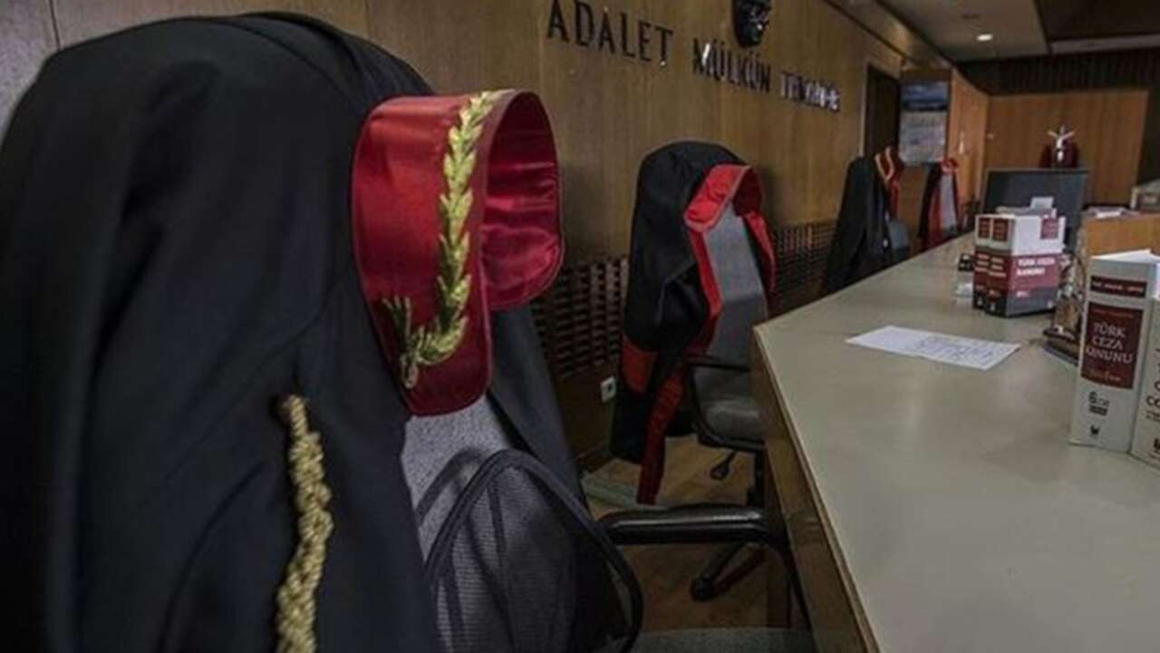 Sulh ceza hakimi rüşvet alırken suç üstü yakalandı: Danıştay kararı ortaya çıkardı!