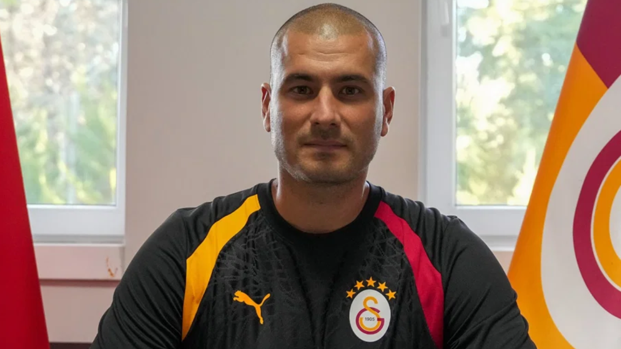 Eren Derdiyok’tan 10 yıl sonra Galatasaray’a sürpriz dönüş
