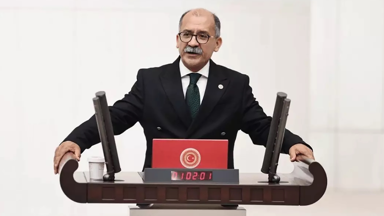 YENİ Parti'de bir vekil daha çerçeve yasaya karşı olduğunu açıkladı