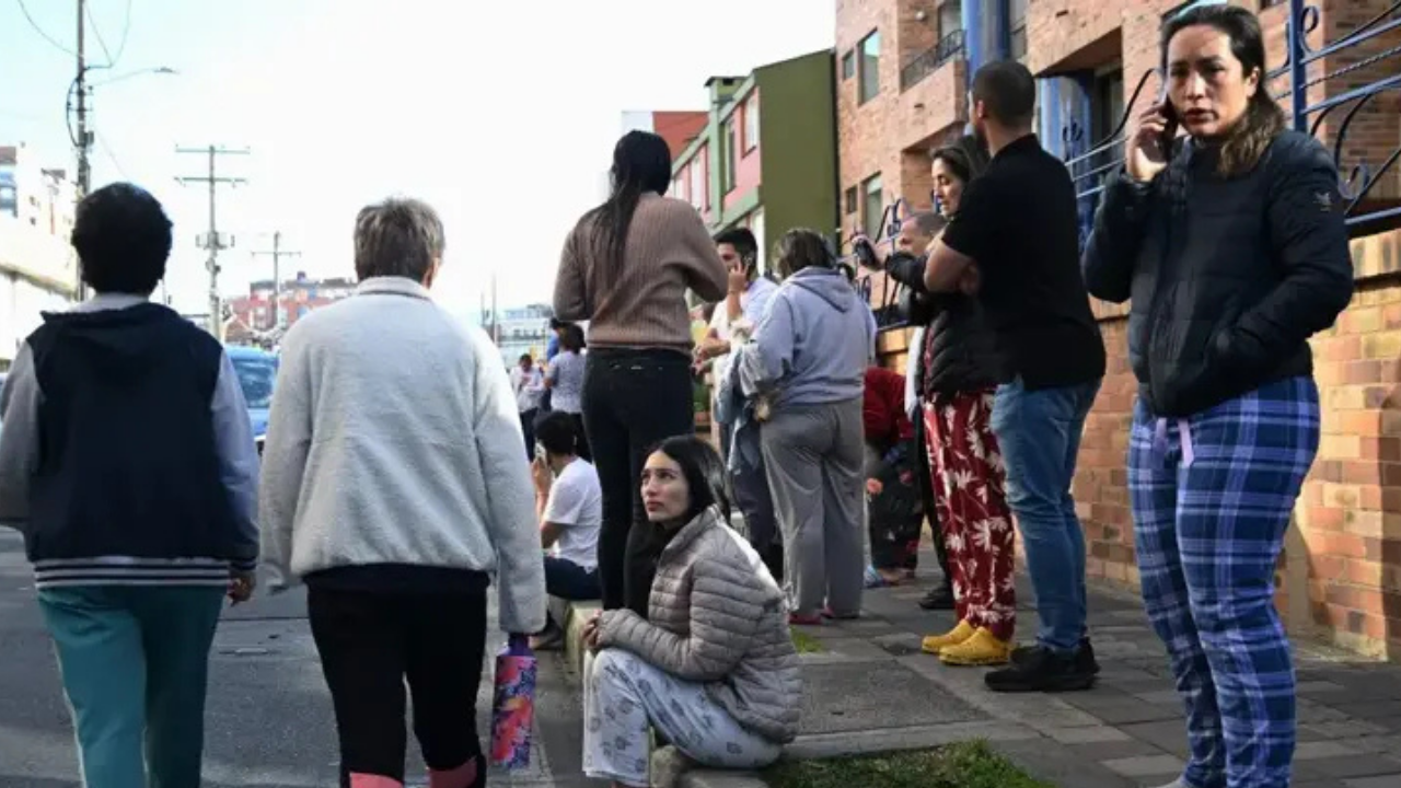 Kolombiya'da peşpeşe iki deprem: Tsunami uyarısı yapıldı