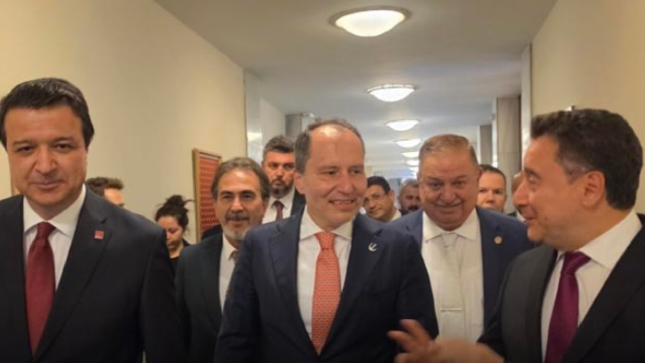 Üç genel başkan Meclis'te bir arada: İttifakın ilk fotoğrafı mı?
