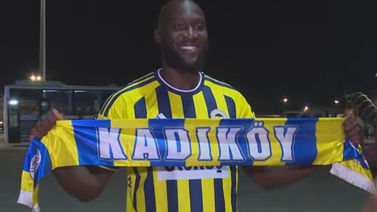 Romelu Lukaku resmen Fenerbahçe'de! İstanbul'a geldi
