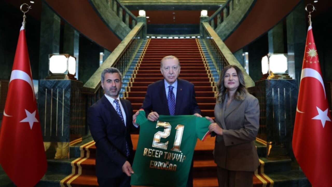 Amedspor heyeti Cumhurbaşkanı Erdoğan’ı ziyaret etti