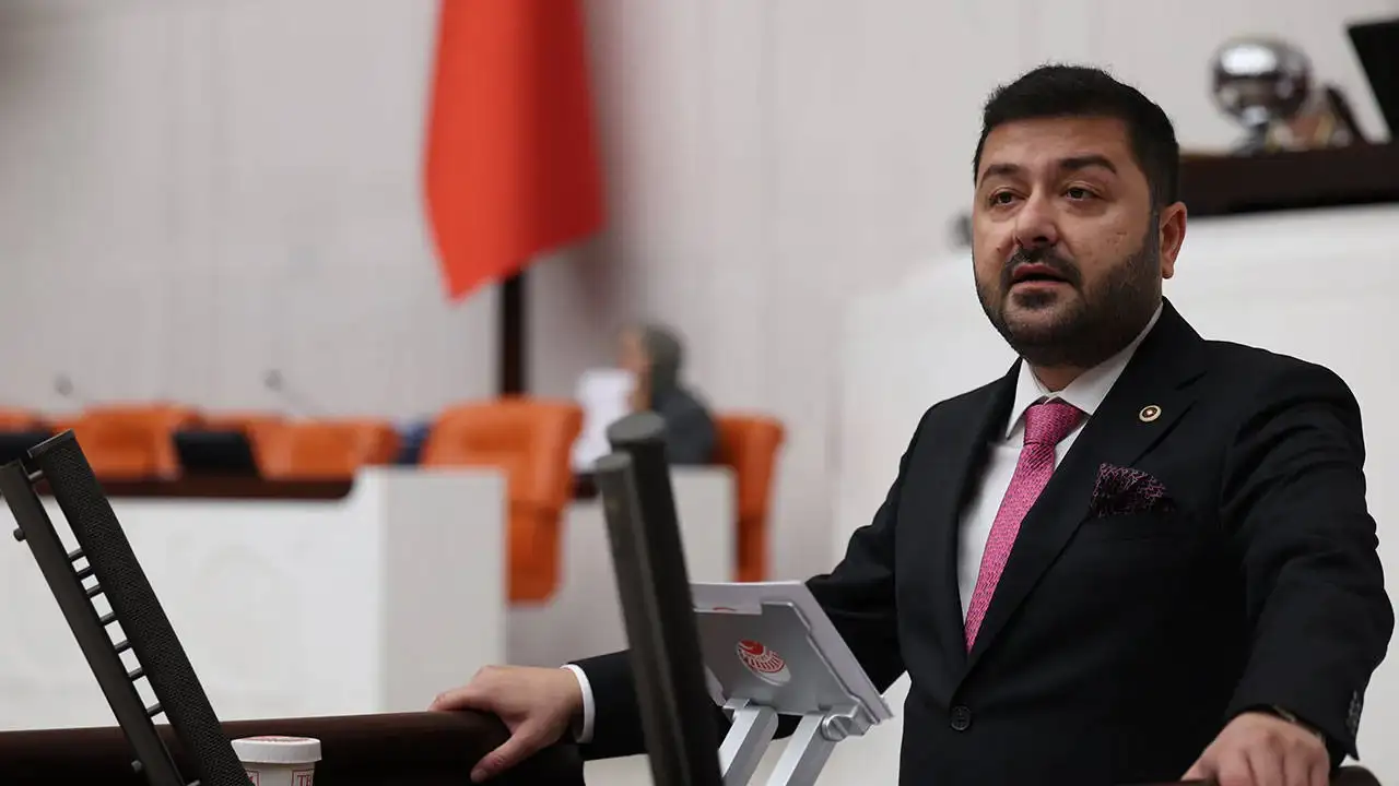 Taciz iddiasıyla suçlandı: CHP'li Ahmet Baran Yazgan genel merkeze çağırıldı