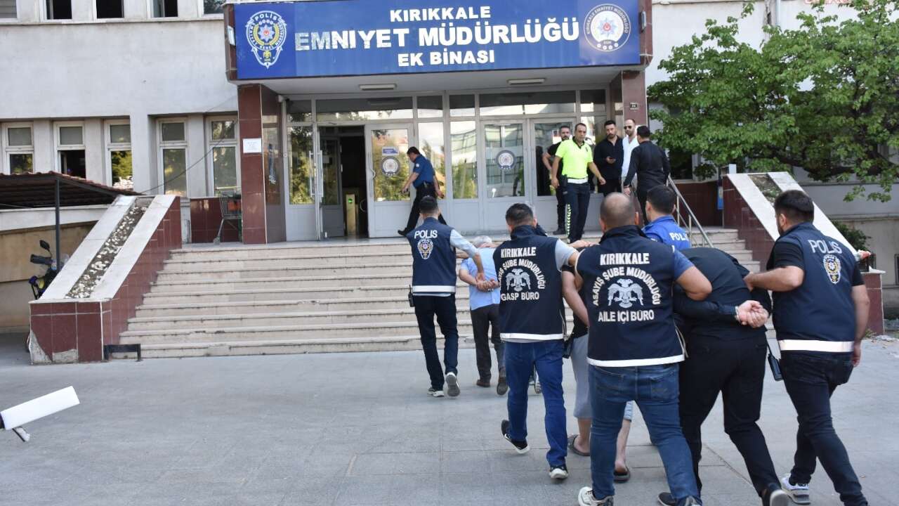 Cesedi yıllar sonra derin dondurucuda bulunmuştu: Soruşturmada 17 kişi gözaltına alındı