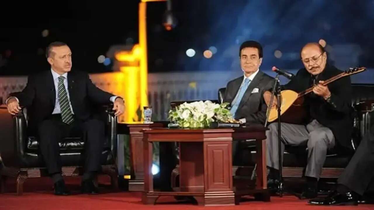 Neşet Ertaş 'Fakirin cuğarasına dokunma' demişti ama sen...