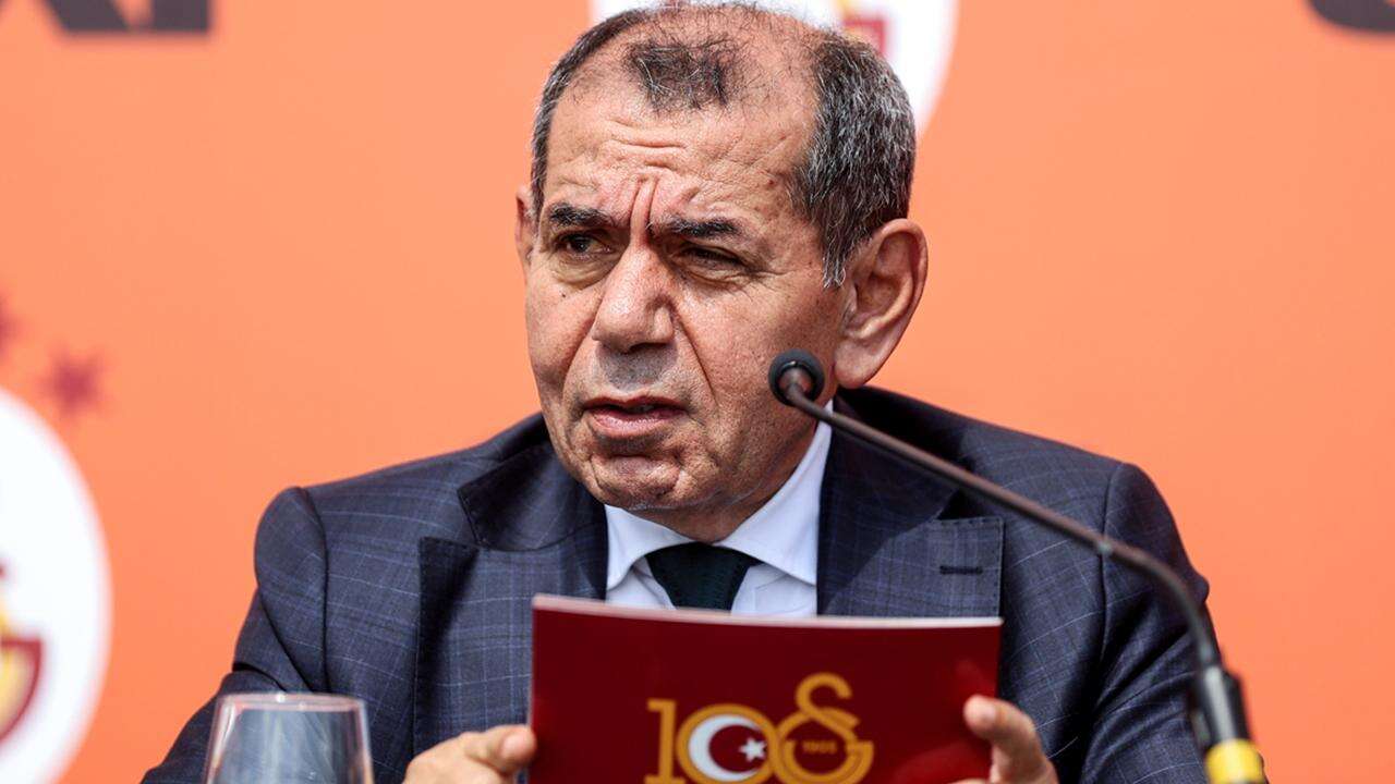 Galatasaray Başkanı Özbek'ten son dakika transfer açıklaması
