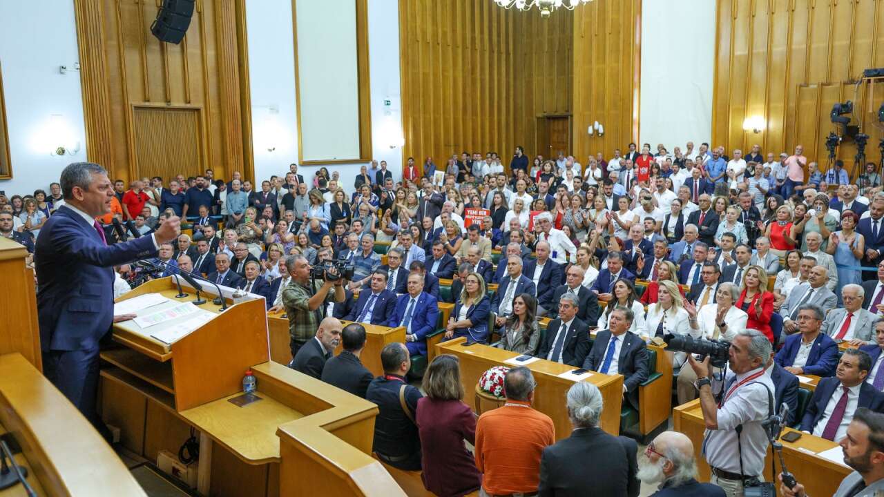 YENİ Parti: Rüzgârı kalıcı kılacak hikâye