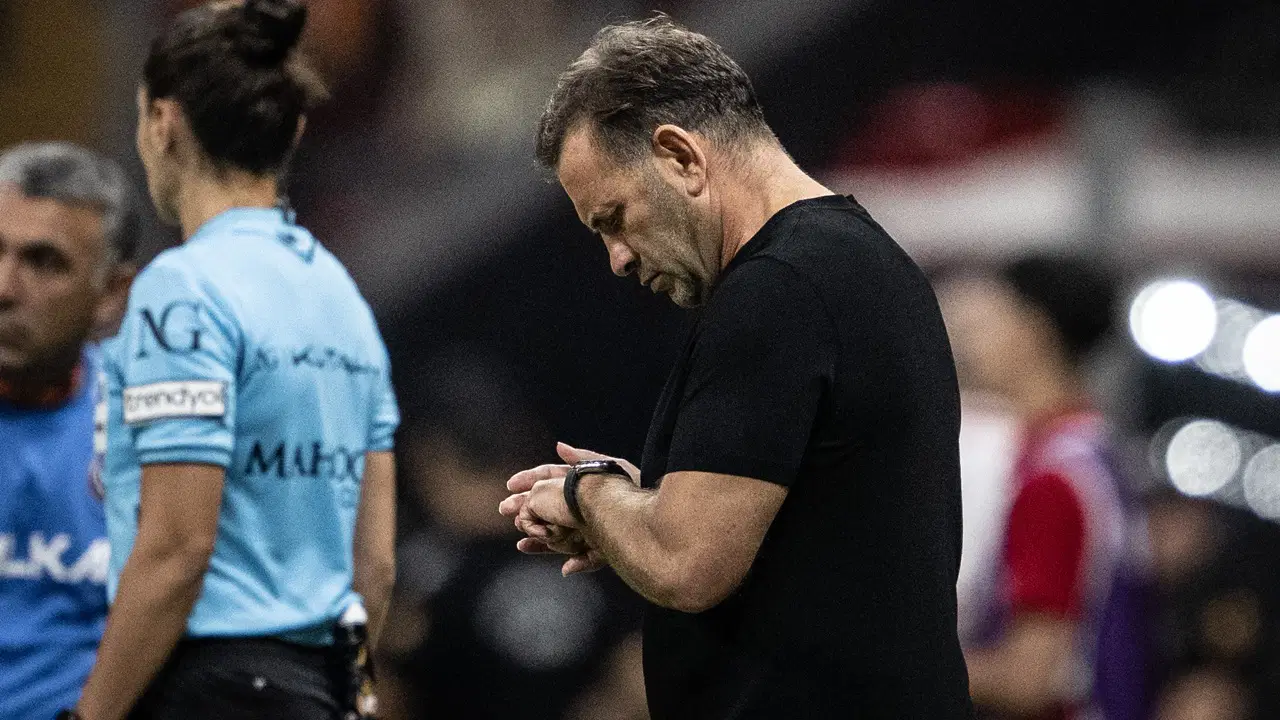 Okan Buruk'tan tribünlere eleştiri: 'Çok hızlı şekilde negatif hava oldu'
