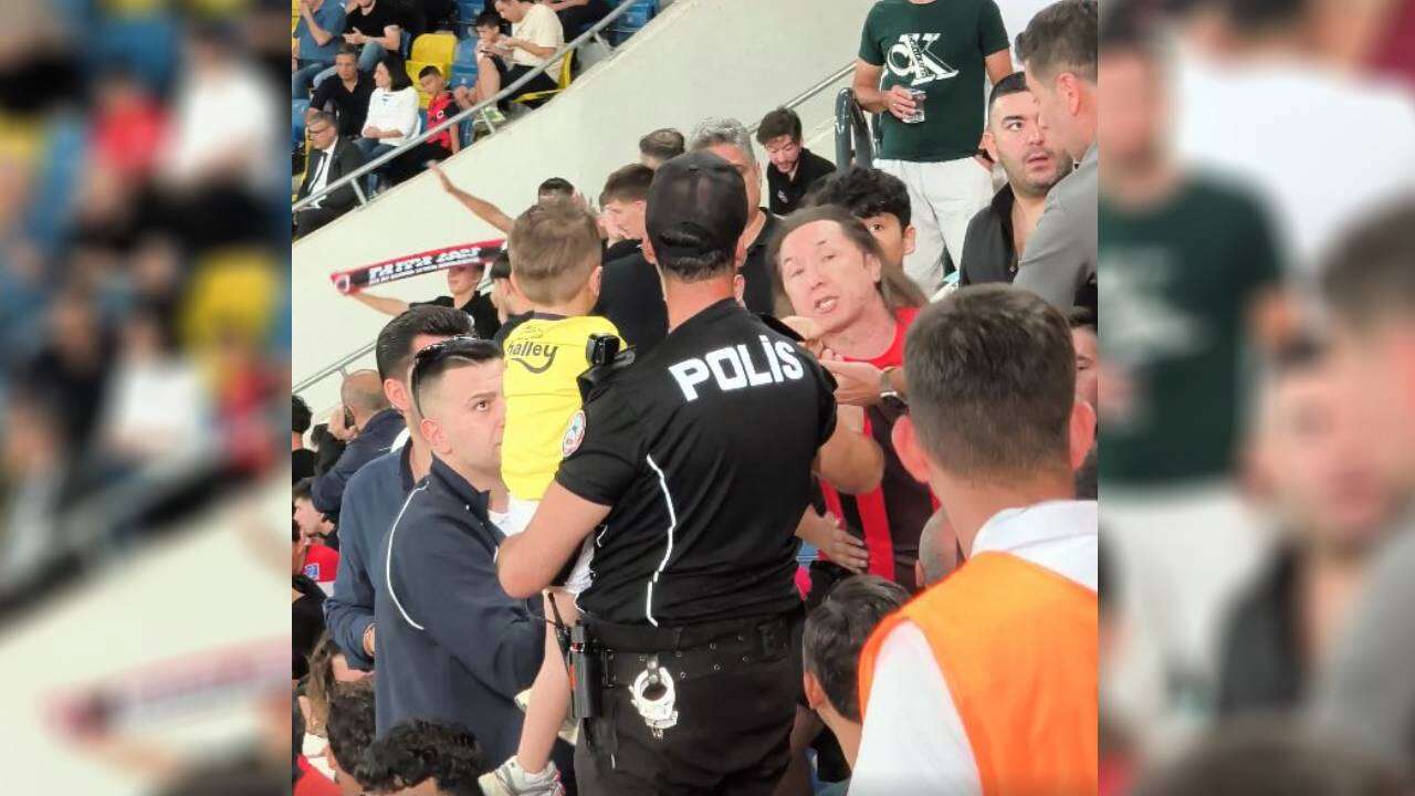 4 yaşındaki çocuğun formasına tepki Türkiye’yi ayağa kaldırdı!